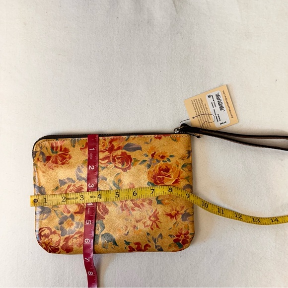 Patricia Nash Purse Cassini Leather Wristlet Wallet  Floral Print Leather Bag